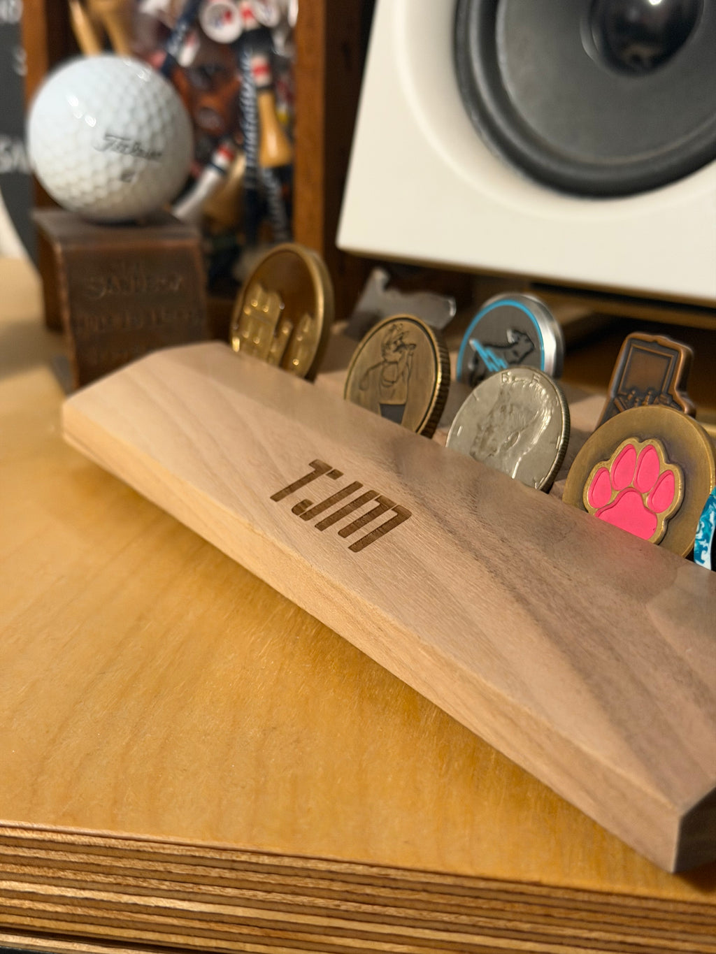 Customized Walnut Golf Ball Mark Display